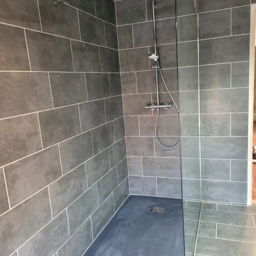 Modification salle de bain: douche complète