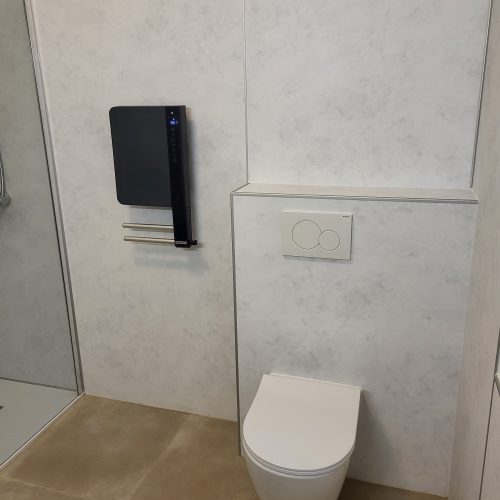 Réfection salle de bain: douche complète, radiateur sèche-serviette électrique, wc, meuble de salle de bain complet avec son miroir, panneaux muraux de finition, carrelage