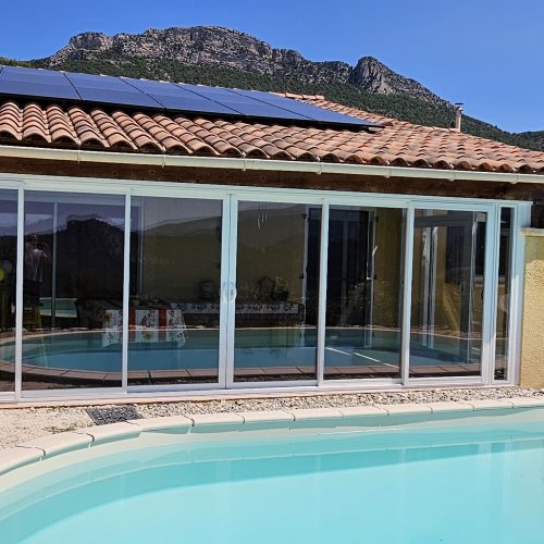 Porte coulissante, trirail, châssis fixes et pergola